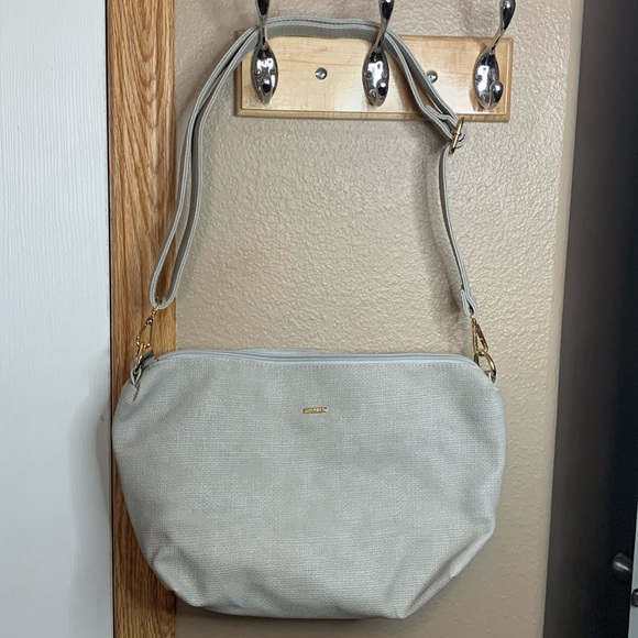 Remi/Reid Handbags - Remi Reid Gray Crossbody NWOT